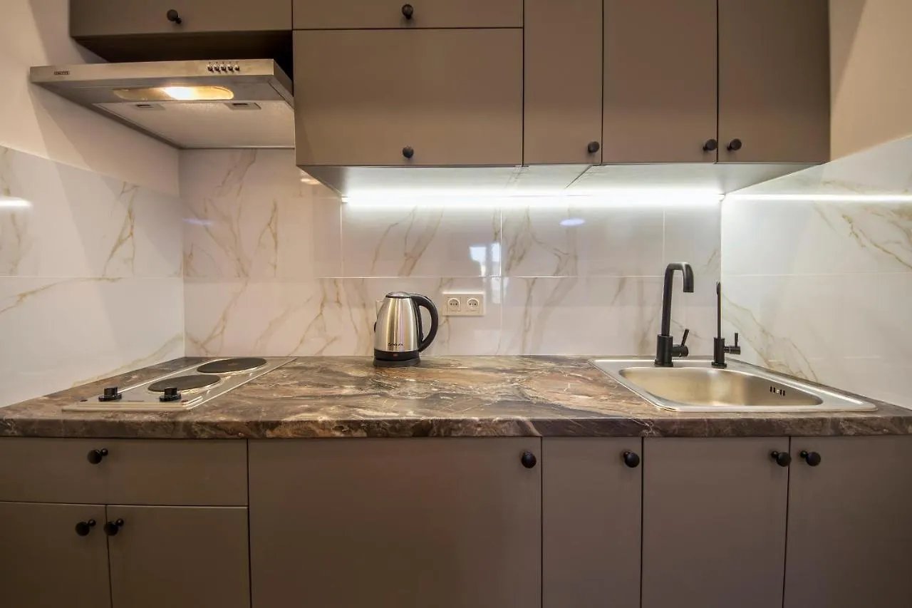 Apartments On Ploshcha Ukrainskykh Heroiv Kiew